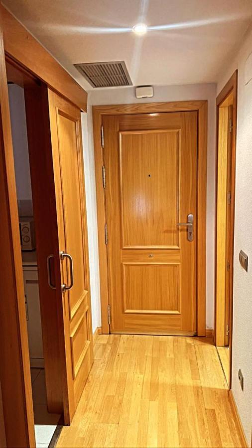 Suites Madrid Belfast 13 Ifema Airport Exterior foto